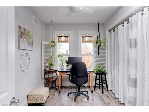 7 Homewood Avenue, Hamilton, ON - Indoor Photo Showing Office