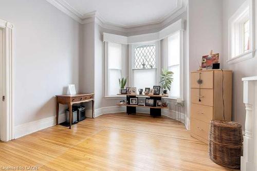 7 Homewood Avenue, Hamilton, ON - Indoor