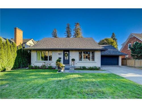 191 John Street W Waterloo, ON N2L 1C6