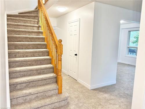 D-297 Main Street, Grimsby, ON - Indoor Photo Showing Other Room