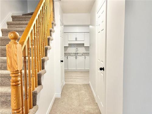 D-297 Main Street, Grimsby, ON - Indoor Photo Showing Other Room