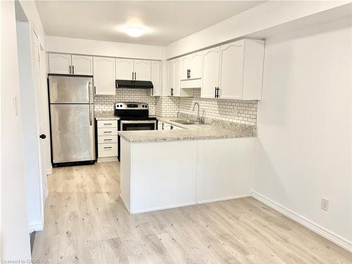 D-297 Main Street, Grimsby, ON - Indoor Photo Showing Kitchen