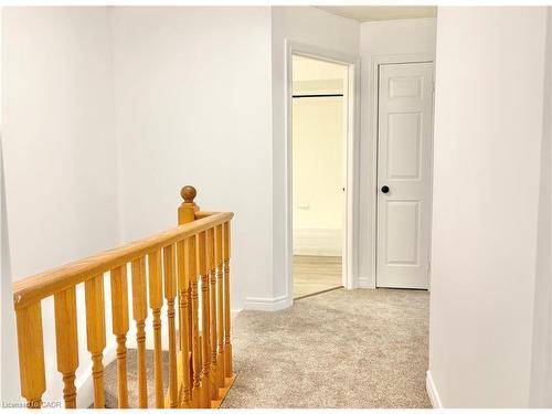 D-297 Main Street, Grimsby, ON - Indoor Photo Showing Other Room