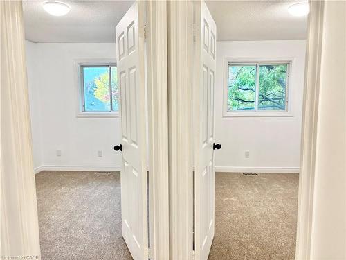 D-297 Main Street, Grimsby, ON - Indoor Photo Showing Other Room