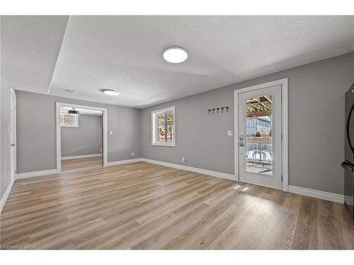 561 Thomas Slee Drive, Kitchener, ON - Indoor Photo Showing Other Room