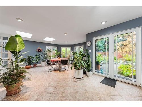 3465 Rubens Court, Burlington, ON - Indoor Photo Showing Other Room