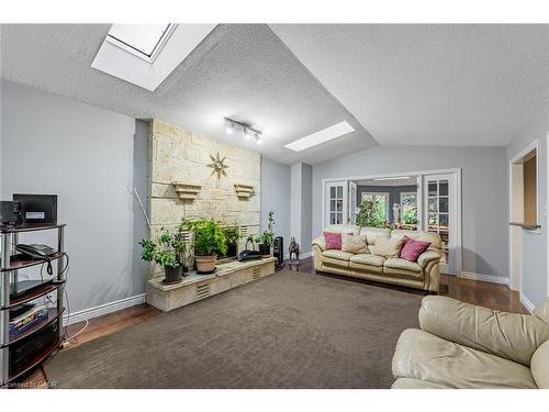 3465 Rubens Court, Burlington, ON - Indoor Photo Showing Other Room