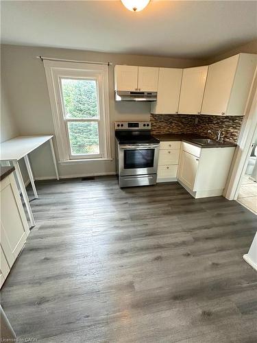 50 Sanford Avenue S, Hamilton, ON - Indoor Photo Showing Kitchen