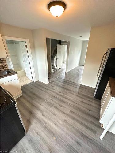 50 Sanford Avenue S, Hamilton, ON - Indoor