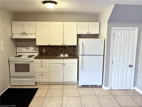 50 Sanford Avenue S, Hamilton, ON - Indoor Photo Showing Kitchen