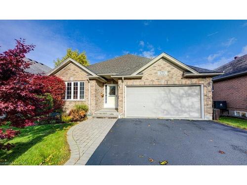 670 Salzburg Drive, Waterloo, ON - Outdoor With Facade