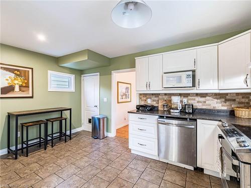 458 Dundurn Street S, Hamilton, ON - Indoor Photo Showing Kitchen