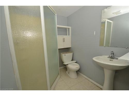 25 Devine Crescent, Thorold, ON - Indoor Photo Showing Bathroom