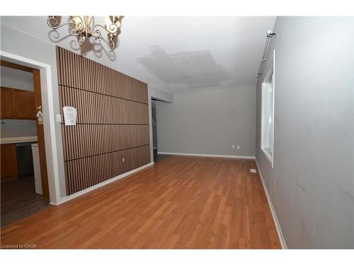 25 Devine Crescent, Thorold, ON - Indoor Photo Showing Other Room