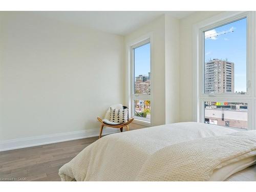 2-138 East Street, Oakville, ON - Indoor Photo Showing Bedroom