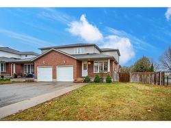 61 Schueller Street  Kitchener, ON N2K 3W2
