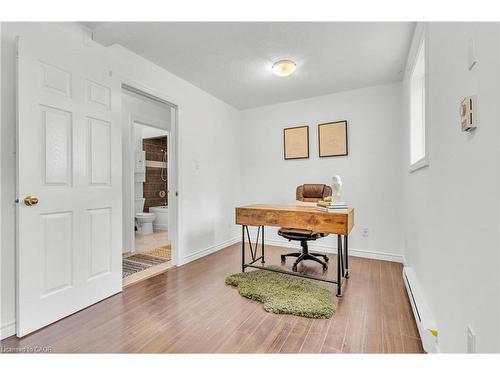 7-119 Cedar Street S, Kitchener, ON - Indoor Photo Showing Office