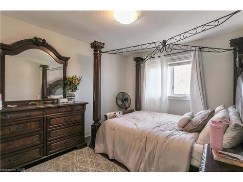 254 Rymal Road W, Hamilton, ON - Indoor Photo Showing Bedroom