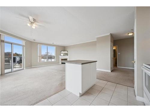 706-255 Keats Way, Waterloo, ON - Indoor