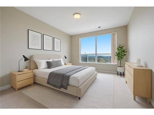 706-255 Keats Way, Waterloo, ON - Indoor Photo Showing Bedroom