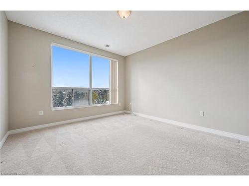 706-255 Keats Way, Waterloo, ON - Indoor Photo Showing Other Room