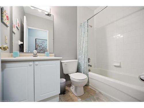 706-255 Keats Way, Waterloo, ON - Indoor Photo Showing Bathroom