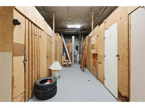 9-1755 King Street E, Hamilton, ON - Indoor