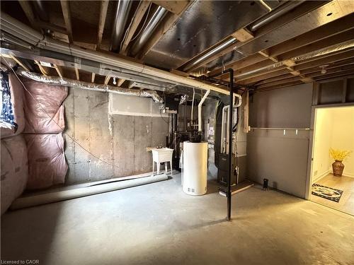 22-350 River Road, Cambridge, ON - Indoor Photo Showing Basement