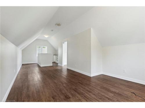 94 Scott Street, Kitchener, ON - Indoor Photo Showing Other Room