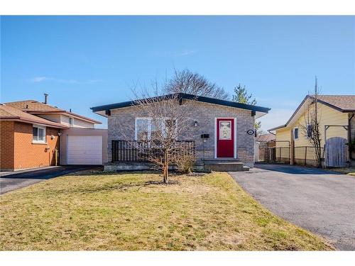 46 Roberts Crescent, Kitchener, ON - Outdoor