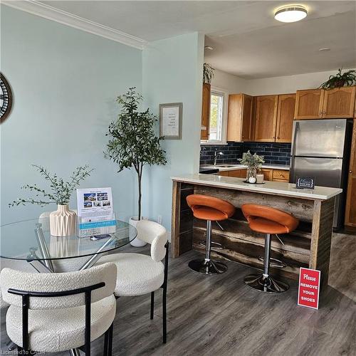 25 Augusta Avenue, St. Catharines, ON - Indoor