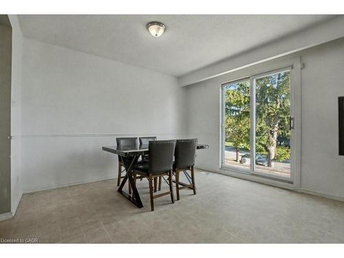 125 Ingleside Drive, Kitchener, ON - Indoor