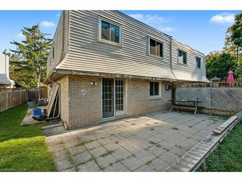 125 Ingleside Drive, Kitchener, ON - Outdoor With Exterior