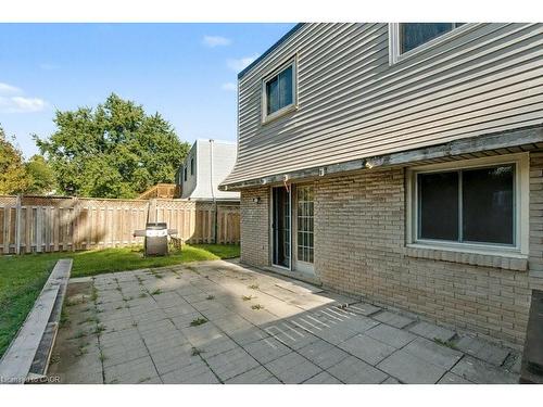 125 Ingleside Drive, Kitchener, ON - Outdoor