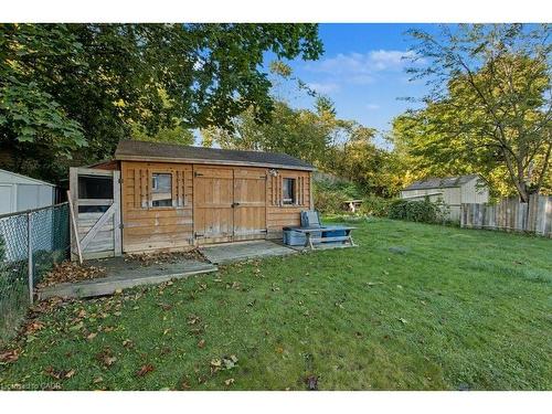 125 Ingleside Drive, Kitchener, ON - Outdoor