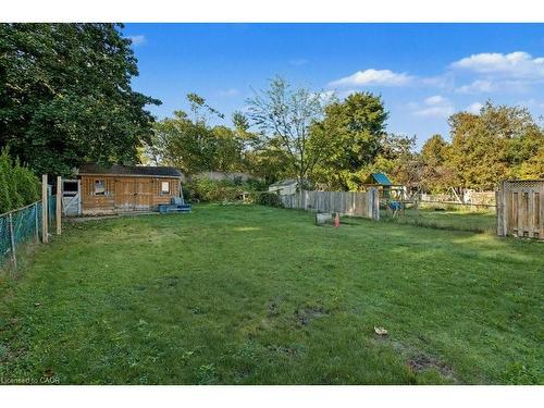125 Ingleside Drive, Kitchener, ON - Outdoor With Backyard