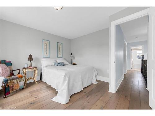 163 Leinster Avenue N, Hamilton, ON - Indoor Photo Showing Bedroom