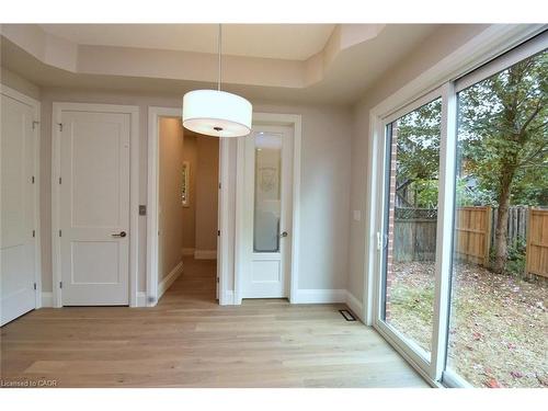 279 Hess Street S, Hamilton, ON - Indoor Photo Showing Other Room