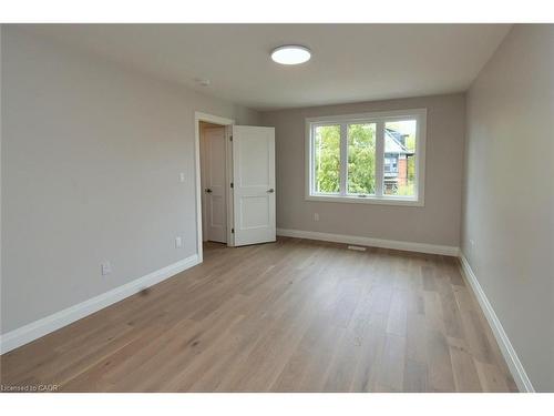 279 Hess Street S, Hamilton, ON - Indoor Photo Showing Other Room