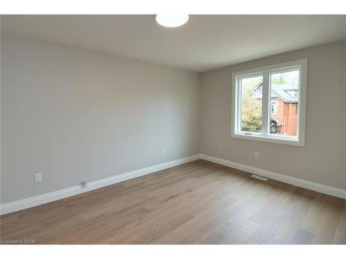 279 Hess Street S, Hamilton, ON - Indoor Photo Showing Other Room