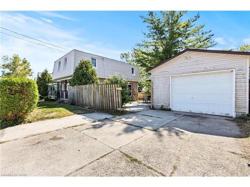 15 Mccormick Street, Welland, ON - Outdoor