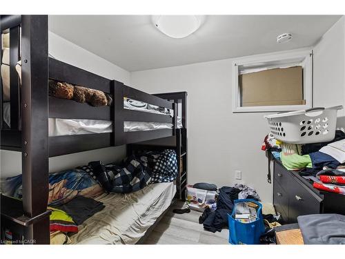 15 Mccormick Street, Welland, ON - Indoor