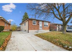 217 Johanna Drive  Cambridge, ON N1S 4C5