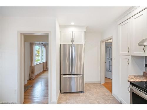 12 Duncan Drive, St. Catharines, ON - Indoor Photo Showing Other Room