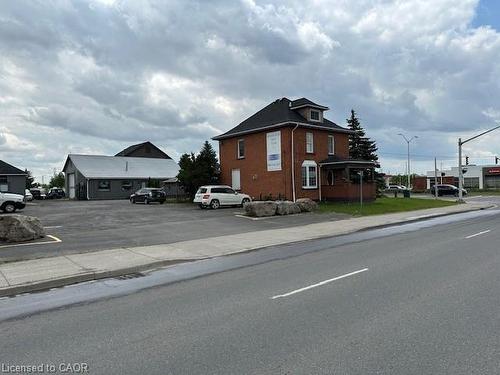 1360 Rymal Road E, Hamilton, ON 