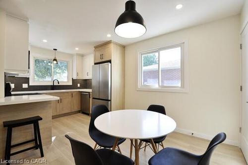 30 Grenadier Road, Cambridge, ON - Indoor