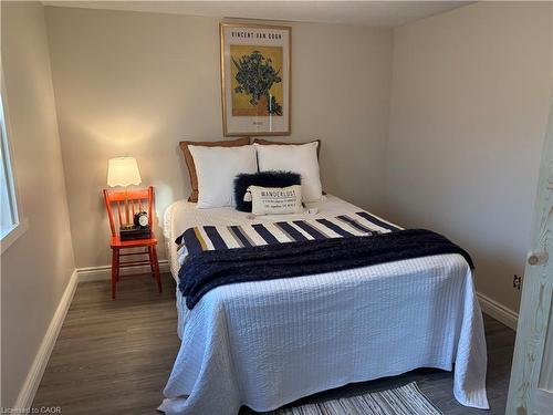 647 Balsam Crescent, Oshawa, ON - Indoor Photo Showing Bedroom