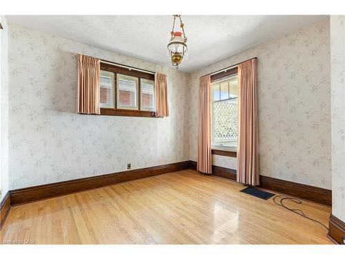 43 Mcnaughton Street, Cambridge, ON - Indoor Photo Showing Other Room