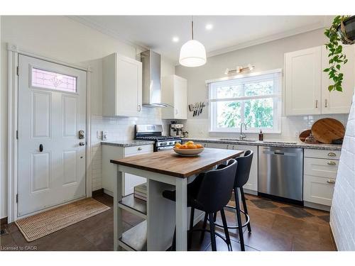 189 West Avenue N, Hamilton, ON - Indoor Photo Showing Kitchen
