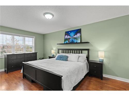 257 Wright Crescent, Niagara-On-The-Lake, ON - Indoor Photo Showing Bedroom